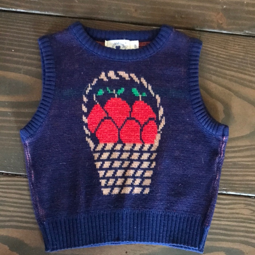 Apple Knit Vest